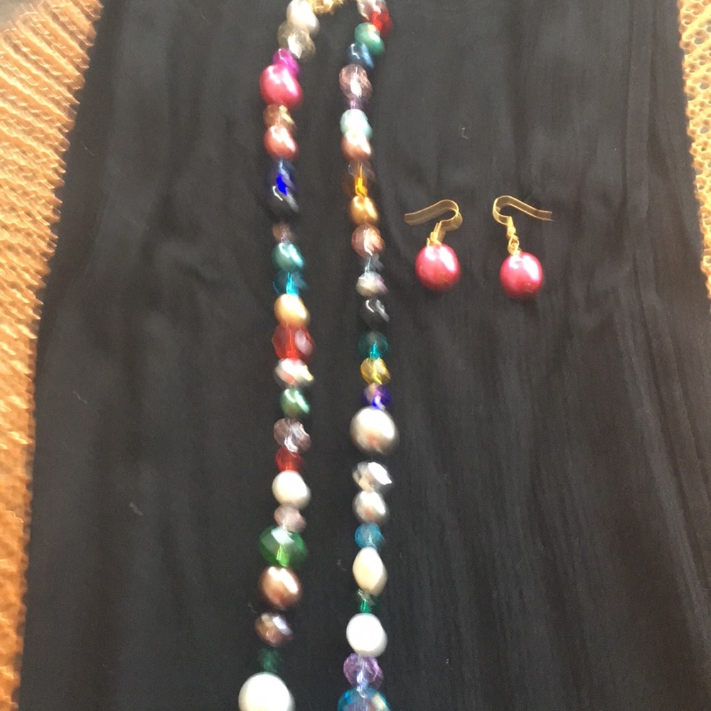 Beaded necklace